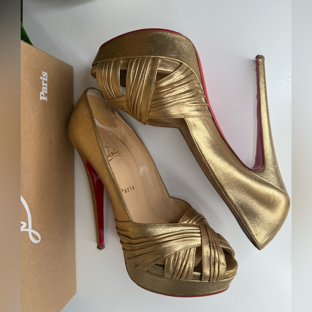 Christian Louboutin Aborina 150 Gold Lamé Platform Peep Toe Heels (Size 39.5) - Picture 6 of 14
